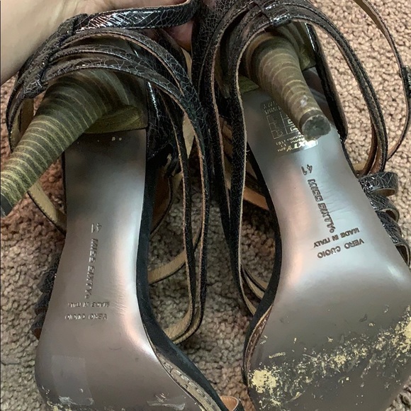 Shoes - Picture 3 of 6